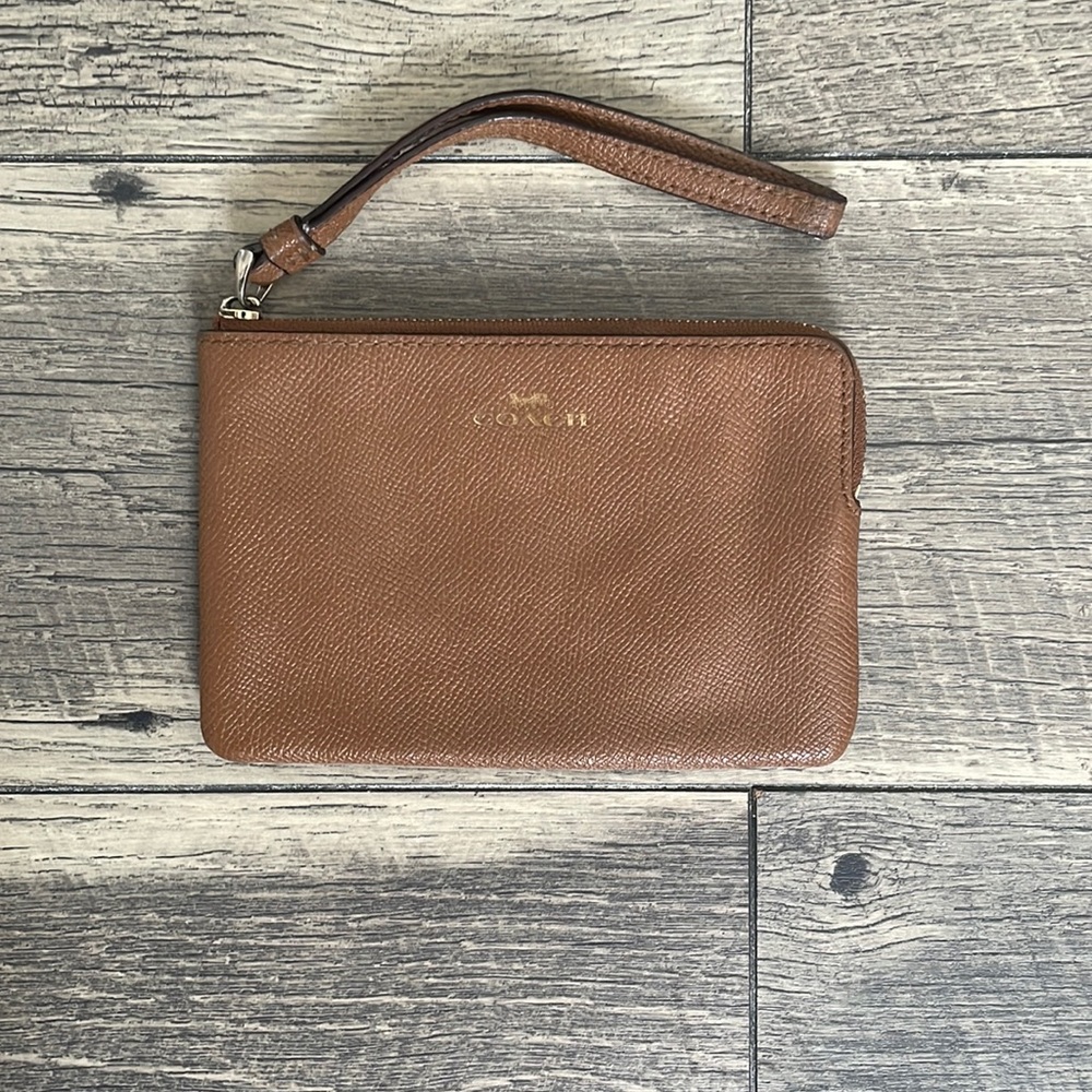Coach Corner Zip Wristlet